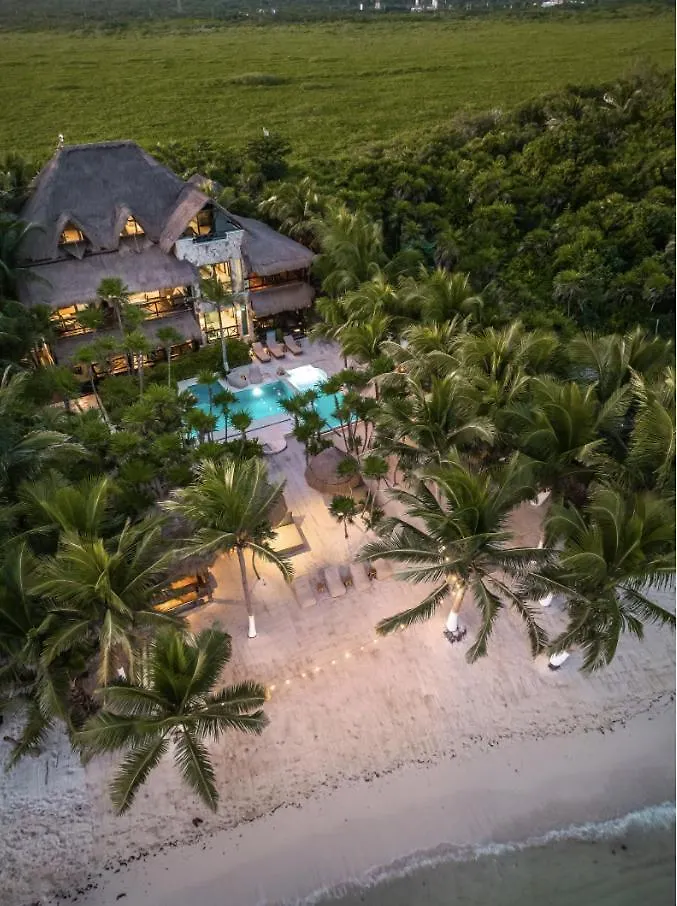 Casa De Los Vientos Soliman Bay Tulum